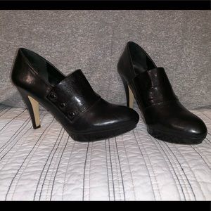 Franco Sarto women’s black booties size 9.5M.